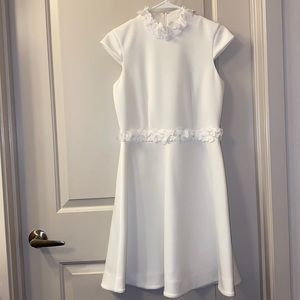 Women’s White Engagement Dress Size 6